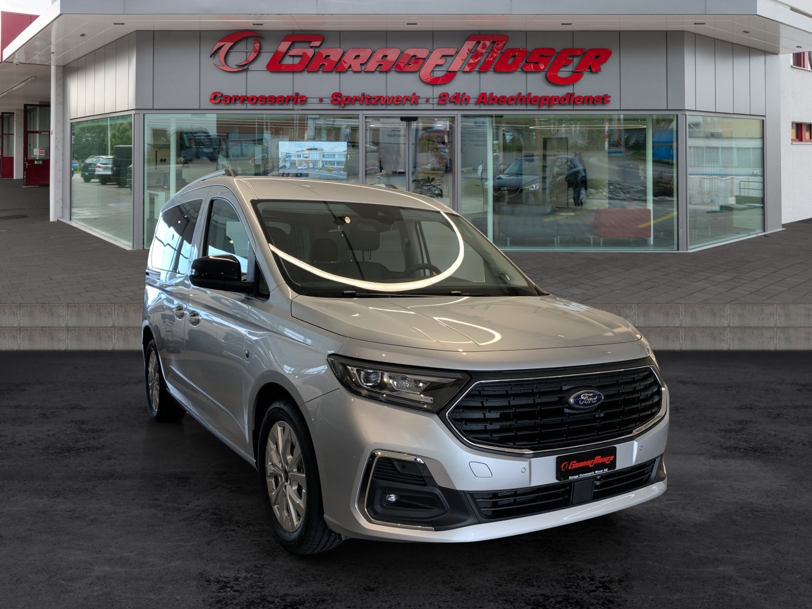 FORD Tourneo Connect 1.5 (Kompaktvan / Minivan) Ford FORD Tourneo Connect 1.5 (Kompaktvan / Minivan)