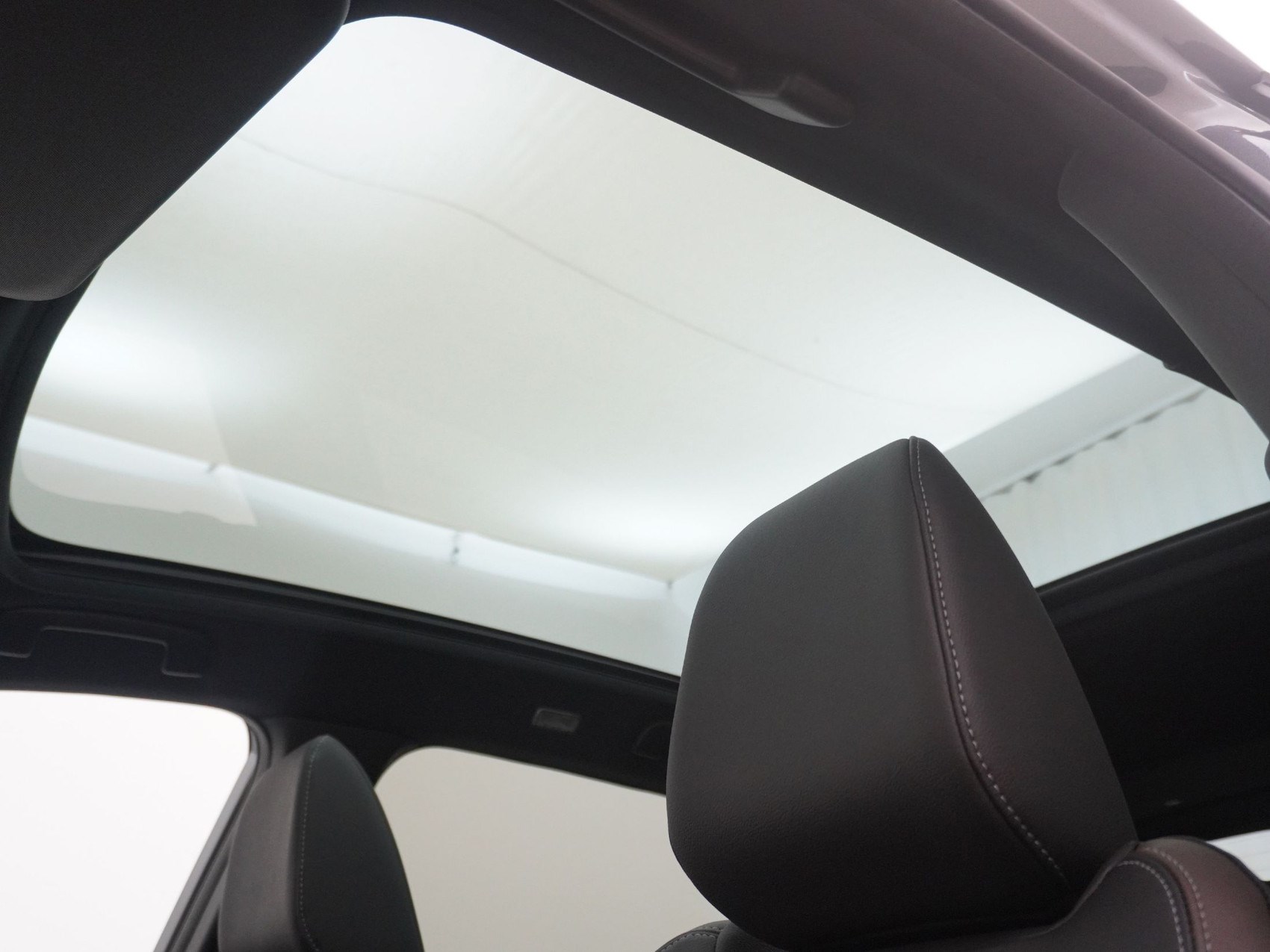 NISSAN QASHQAI 1.3 DIG-T Tekna 4x4-image-18
