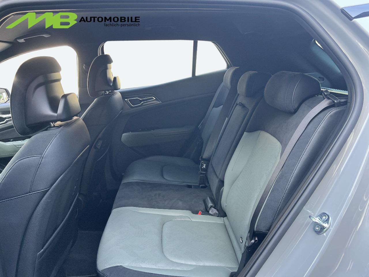 KIA Sportage 1.6 T-GDi Hybrid Power Edition-image-9