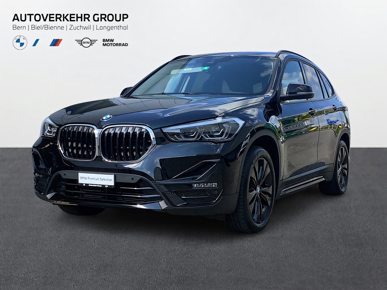 BMW X1 xDrive 25e Sport Line (SUV / Gelndewagen)