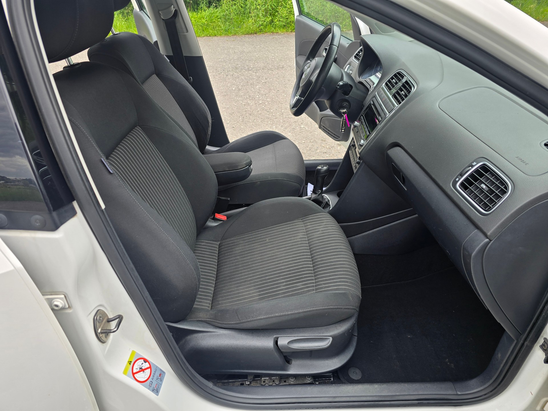 VW Polo 1.2 TSI Comfortline-image-12