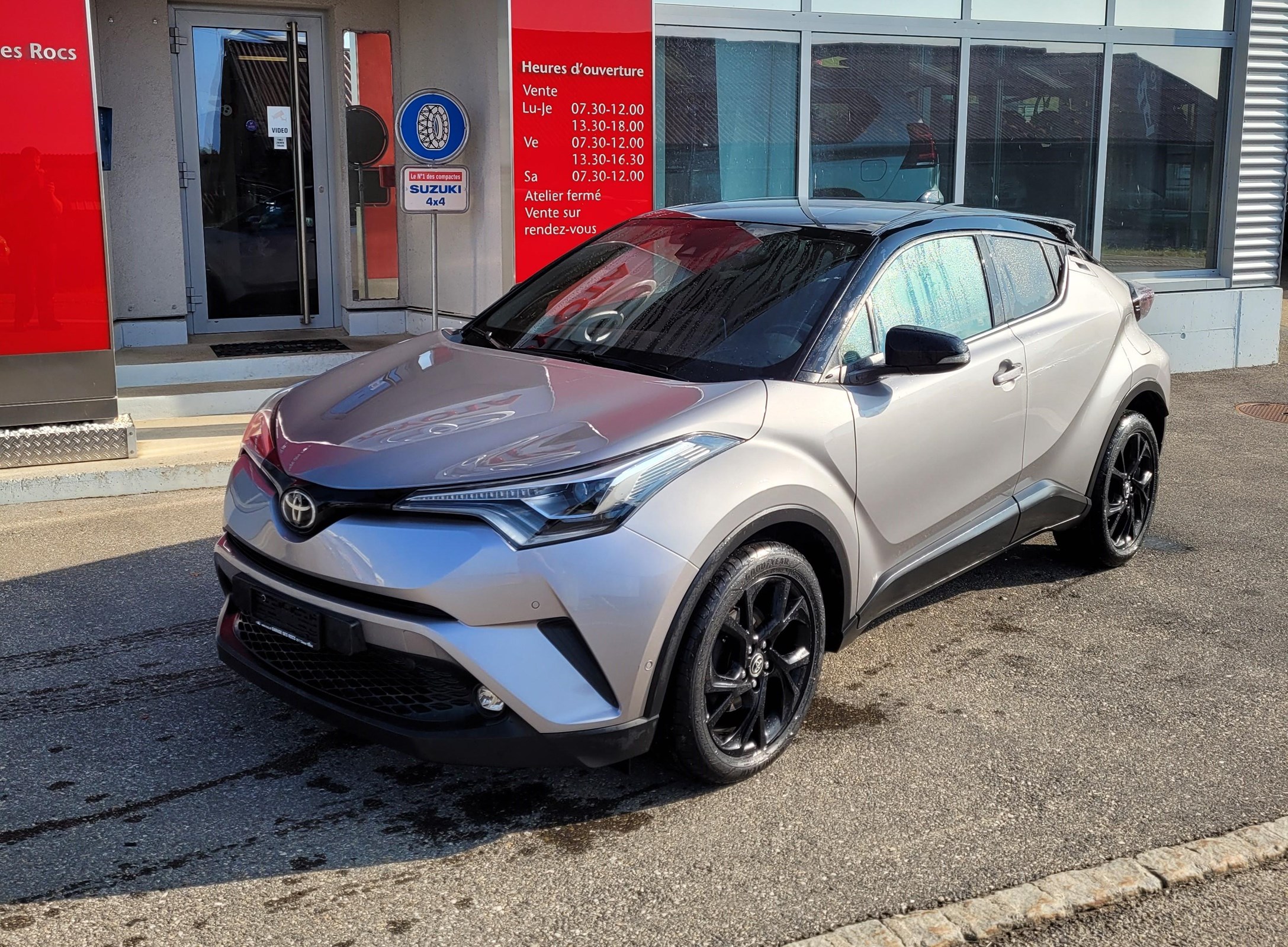 TOYOTA C-HR 1.2 T Style (SUV / Gelndewagen)