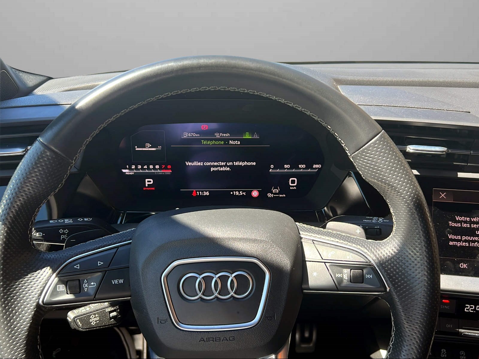 AUDI A3 Sportback 35 TFSI S line Attraction-image-8