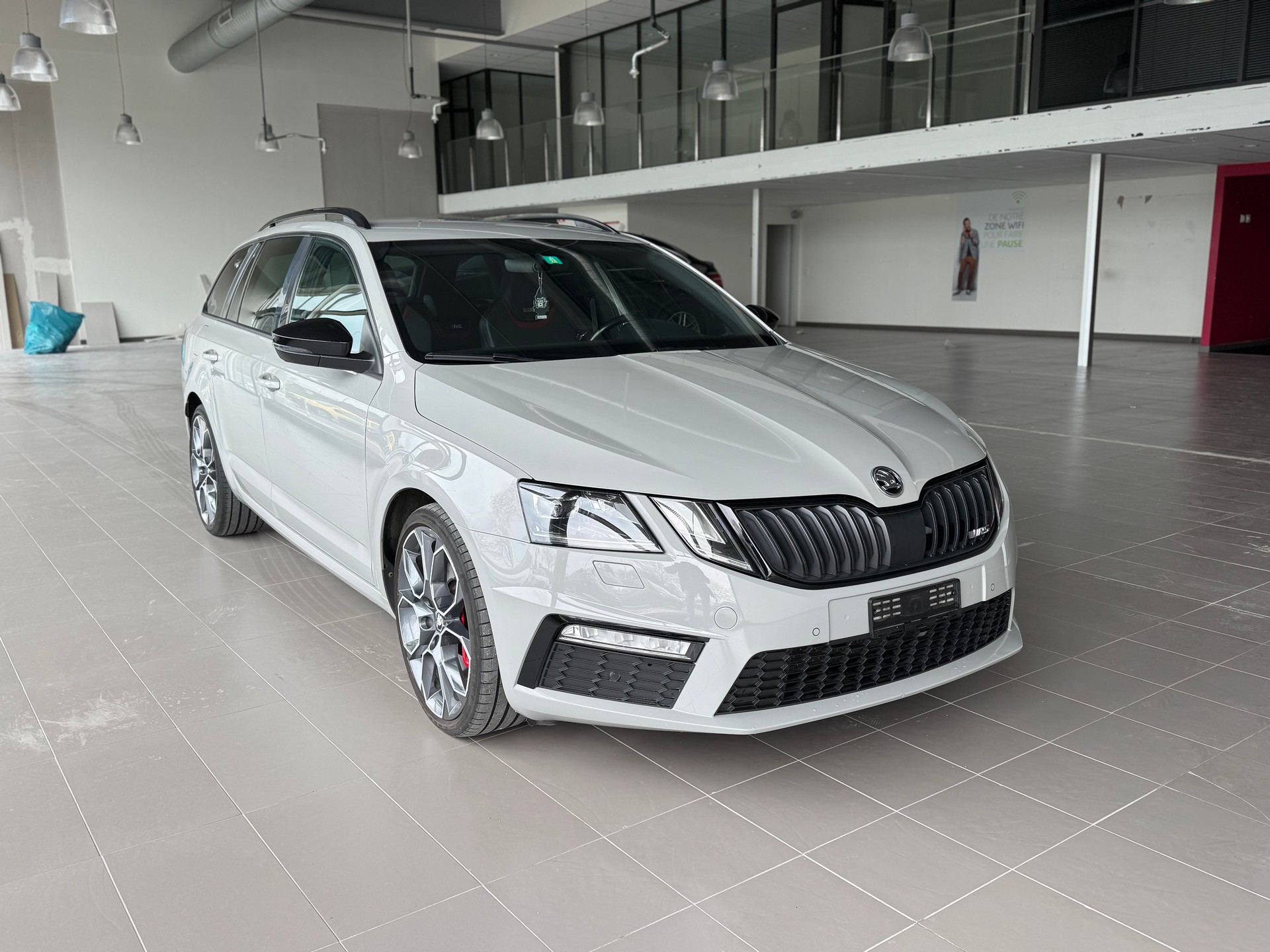 SKODA Octavia Combi 2.0 TSI RS DSG