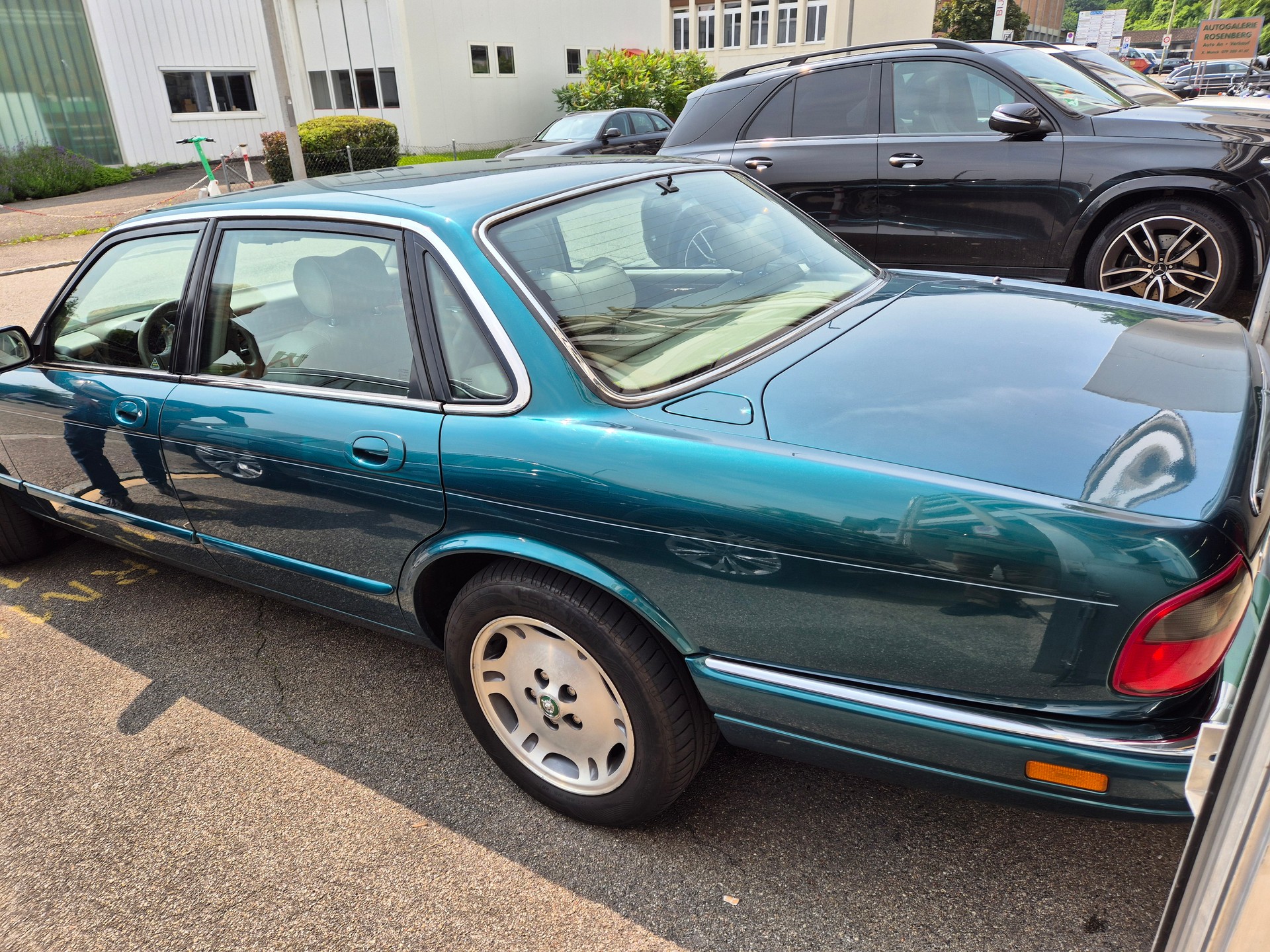 JAGUAR XJ 3.2 Executive-image-5