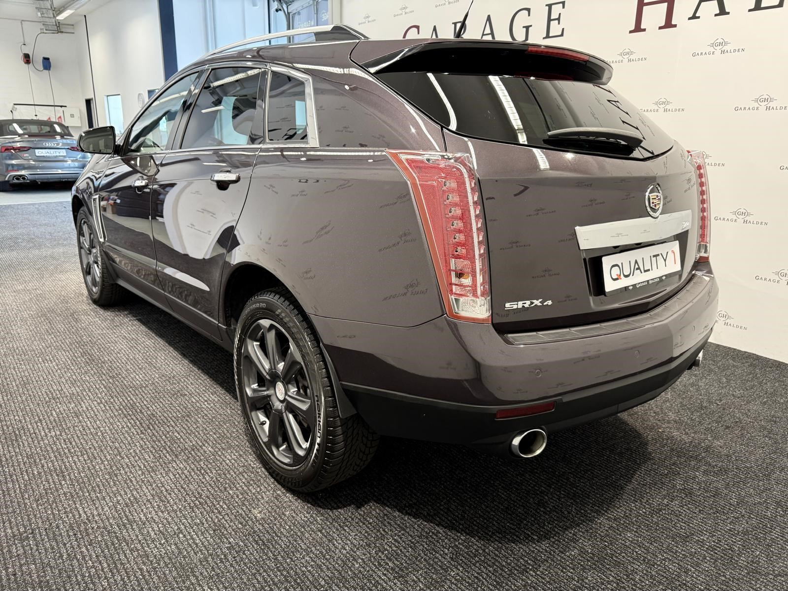 CADILLAC SRX 3.6 V6 Premium AWD-showroom-element-3