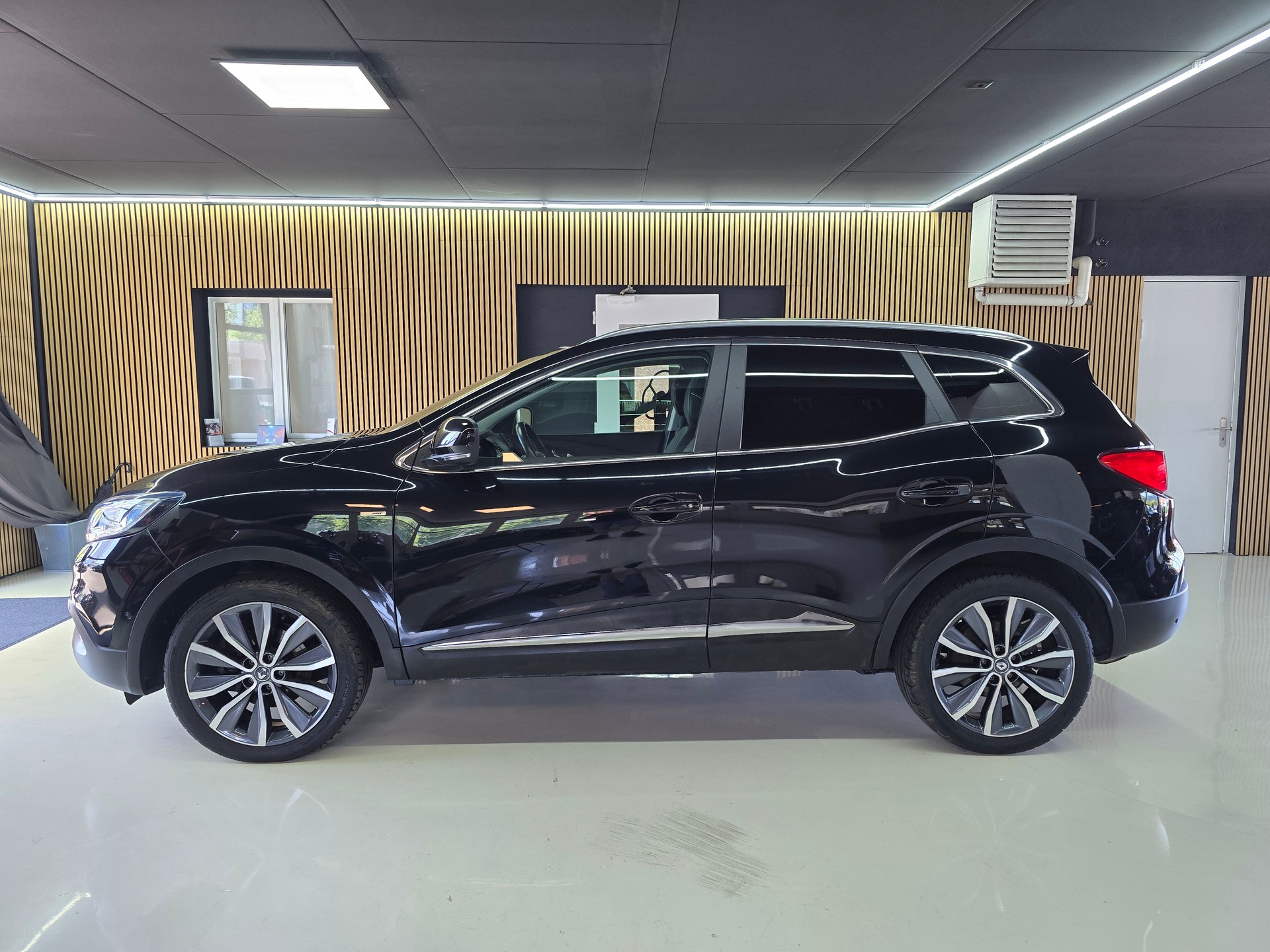 RENAULT Kadjar 1.2 16V Turbo Bose-showroom-element-3