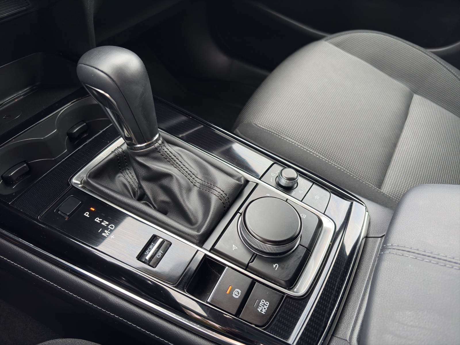 Image MAZDA CX-30 CX-30 SKYACTIV-G 140 M Hybrid Centre Line FWD AT