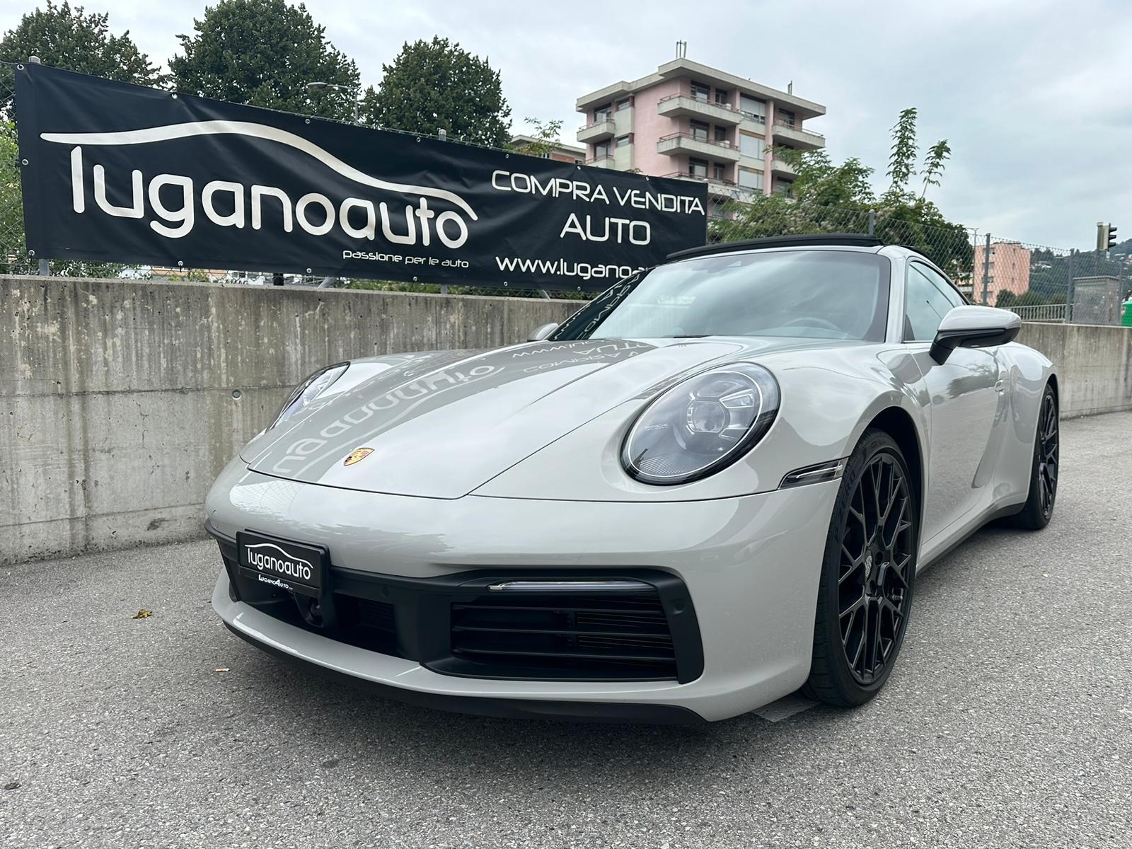 PORSCHE 911 Carrera 4S PDK-image-1