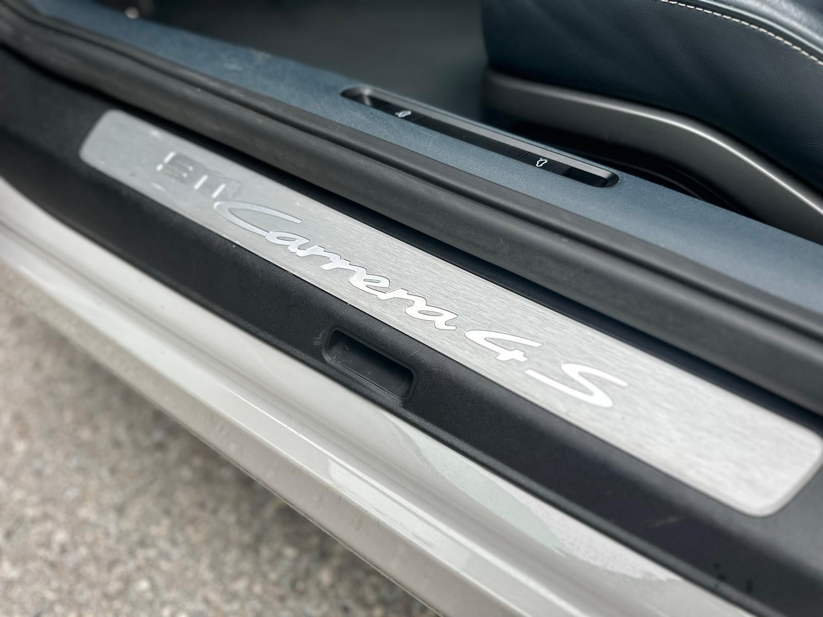 PORSCHE 911 Carrera 4S PDK-image-6