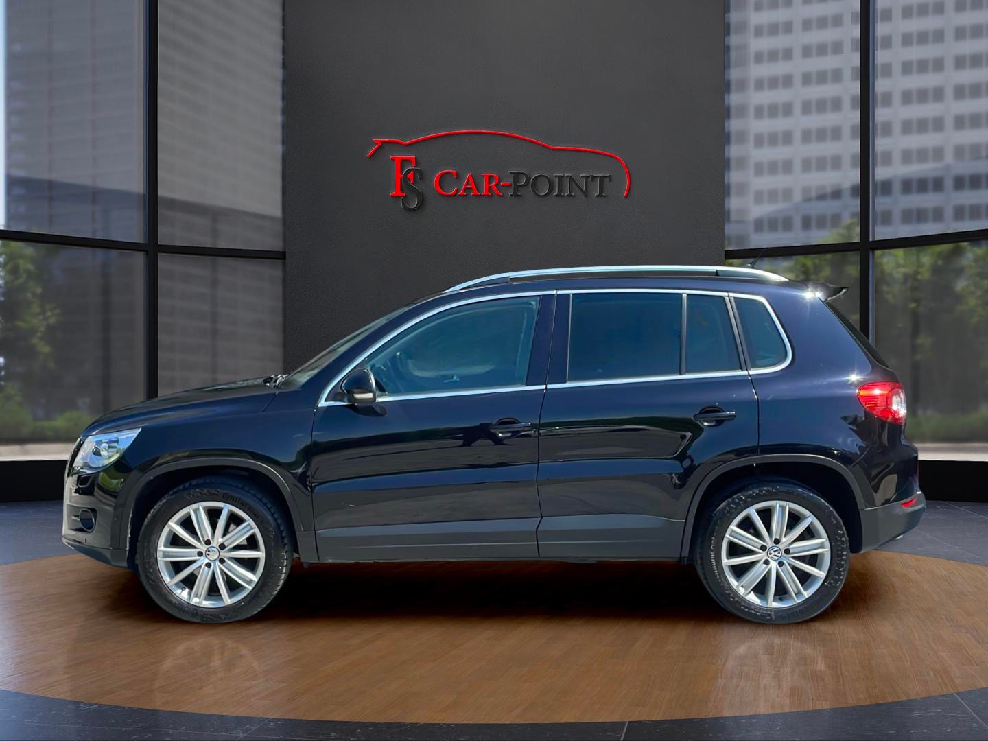 VW Tiguan 2.0 TSI Sport&Style DSG-showroom-element-1
