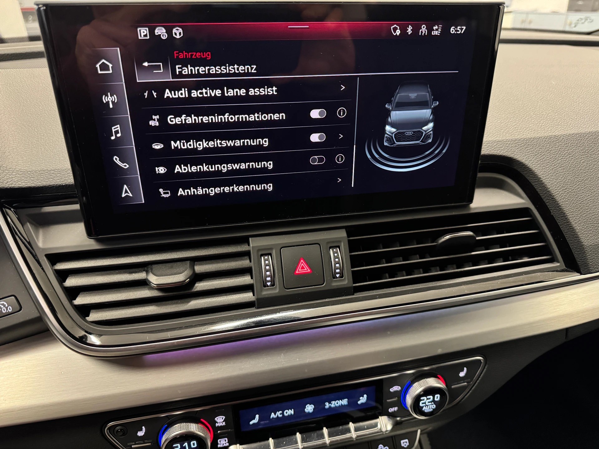 AUDI Q5 40 TDI (NeuesMod.2024) Black Edition quattro S-tronic *204PS* NP.93`290.--image-25