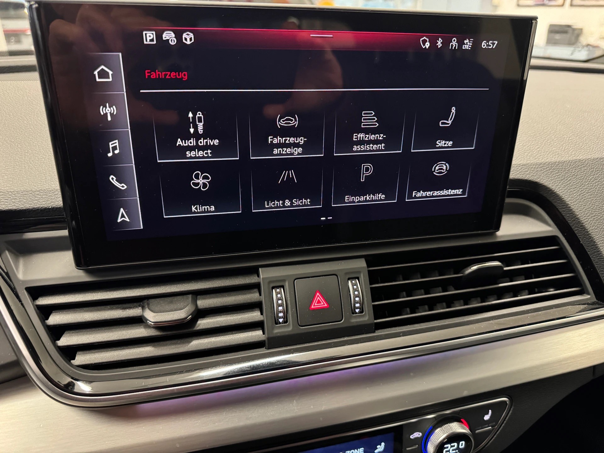 AUDI Q5 40 TDI (NeuesMod.2024) Black Edition quattro S-tronic *204PS* NP.93`290.--image-22