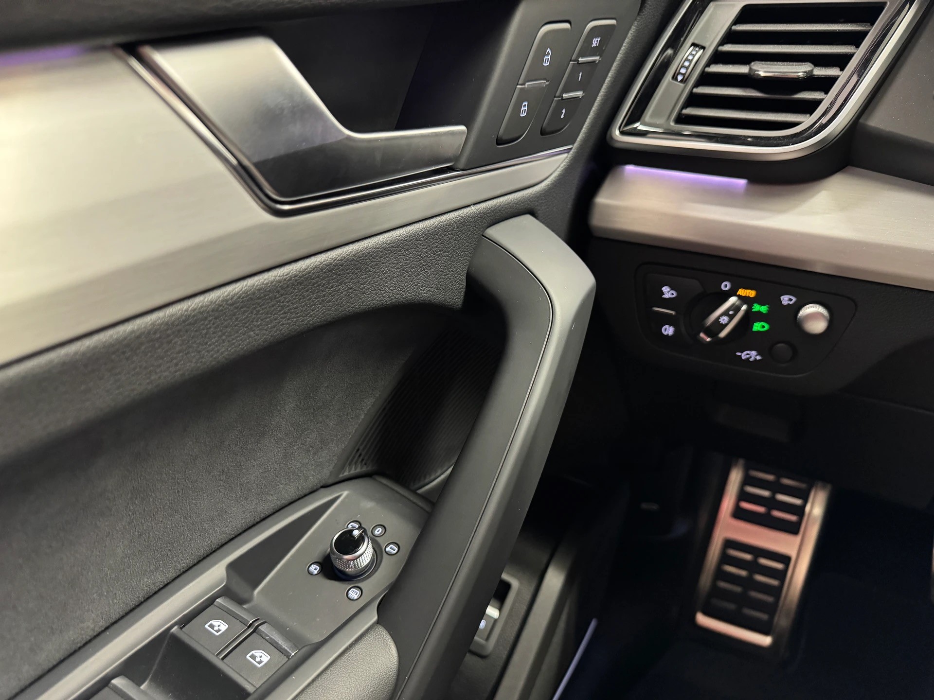 AUDI Q5 40 TDI (NeuesMod.2024) Black Edition quattro S-tronic *204PS* NP.93`290.--image-18