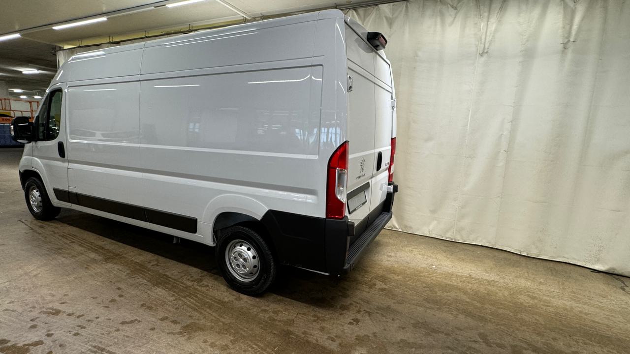 PEUGEOT Boxer 2.2 HDI 335 L3H2-showroom-element-1