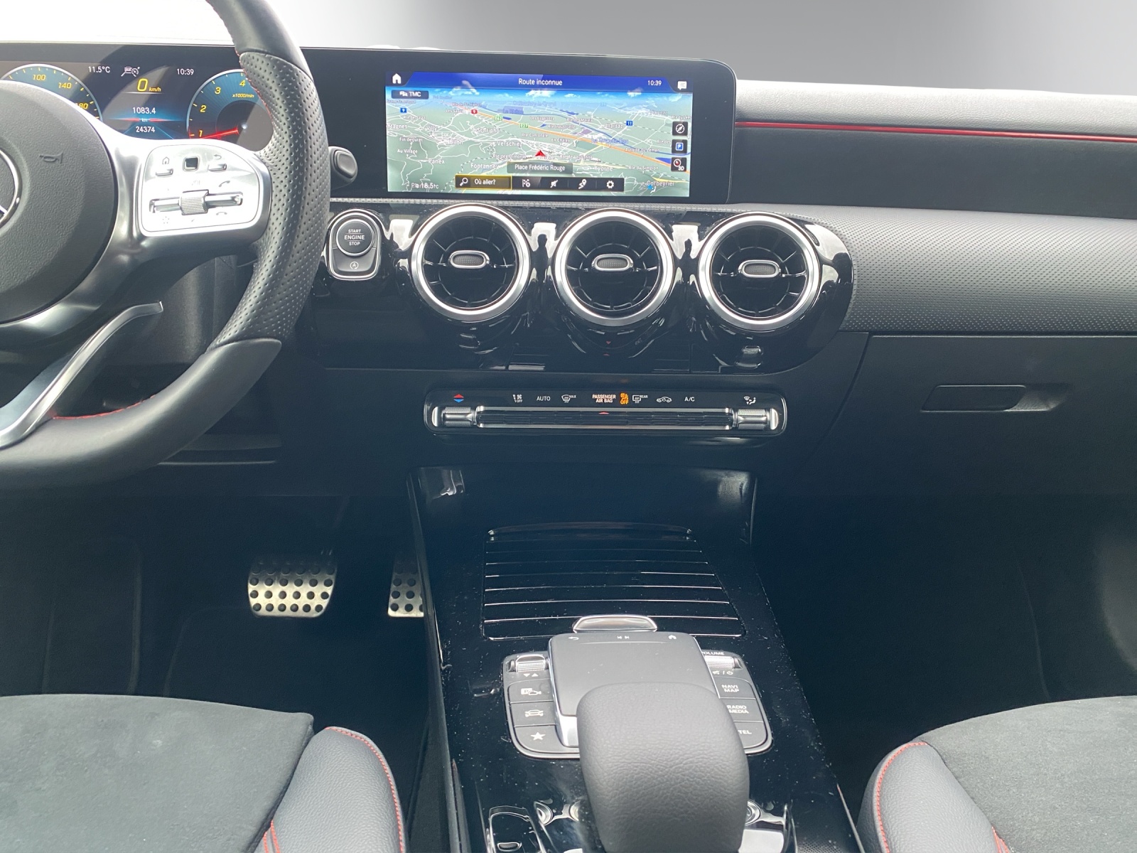 Image MERCEDES-BENZ A-200 A 200 AMG Line 4Matic