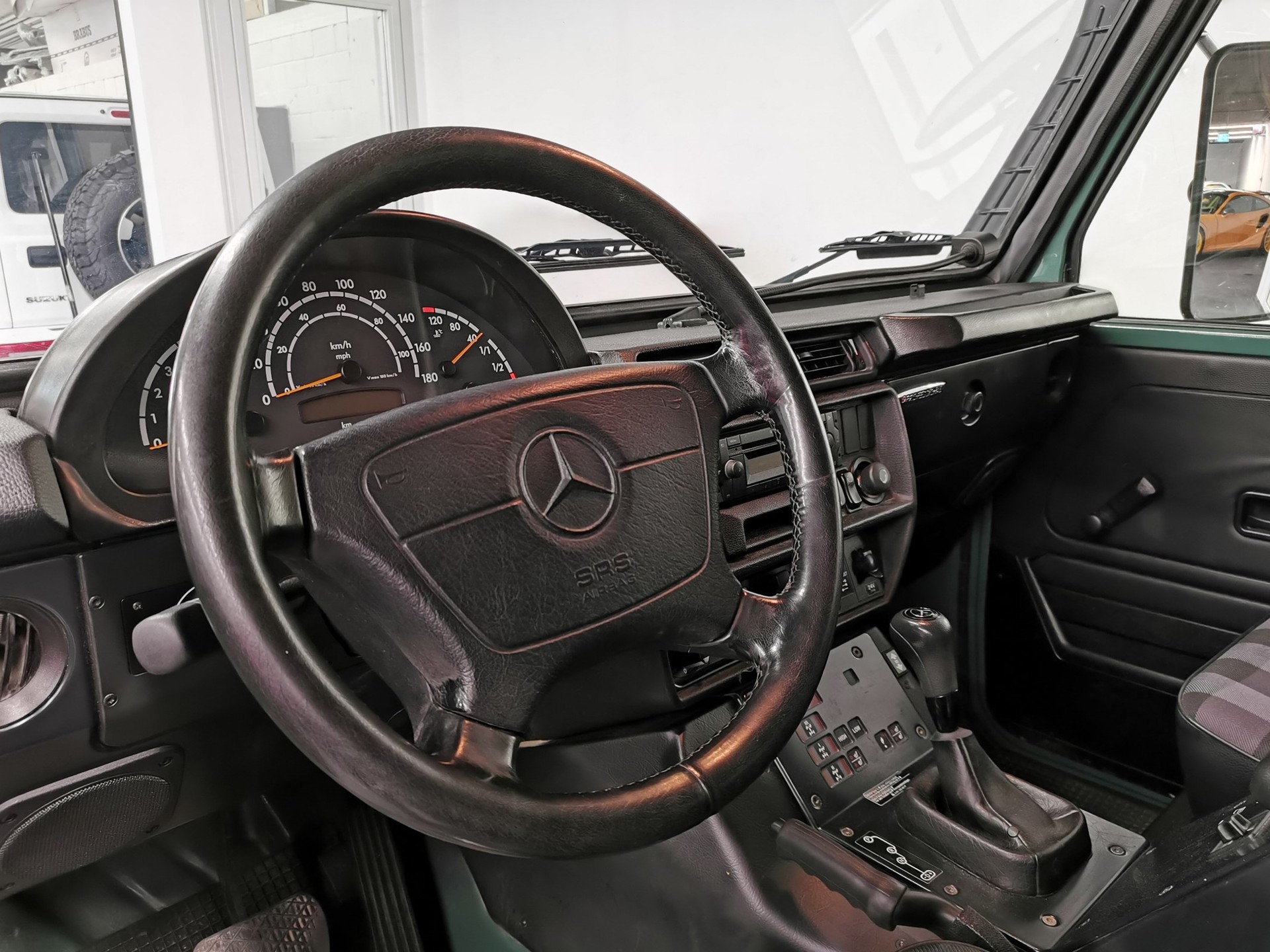 MERCEDES-BENZ G 300 CDI 280 CDI PROFESSIONAL ACHAT GRÜN (AGATA GREEN) PUR EDITION 30 461 KLIMA STANDHEIZUNG-image-7