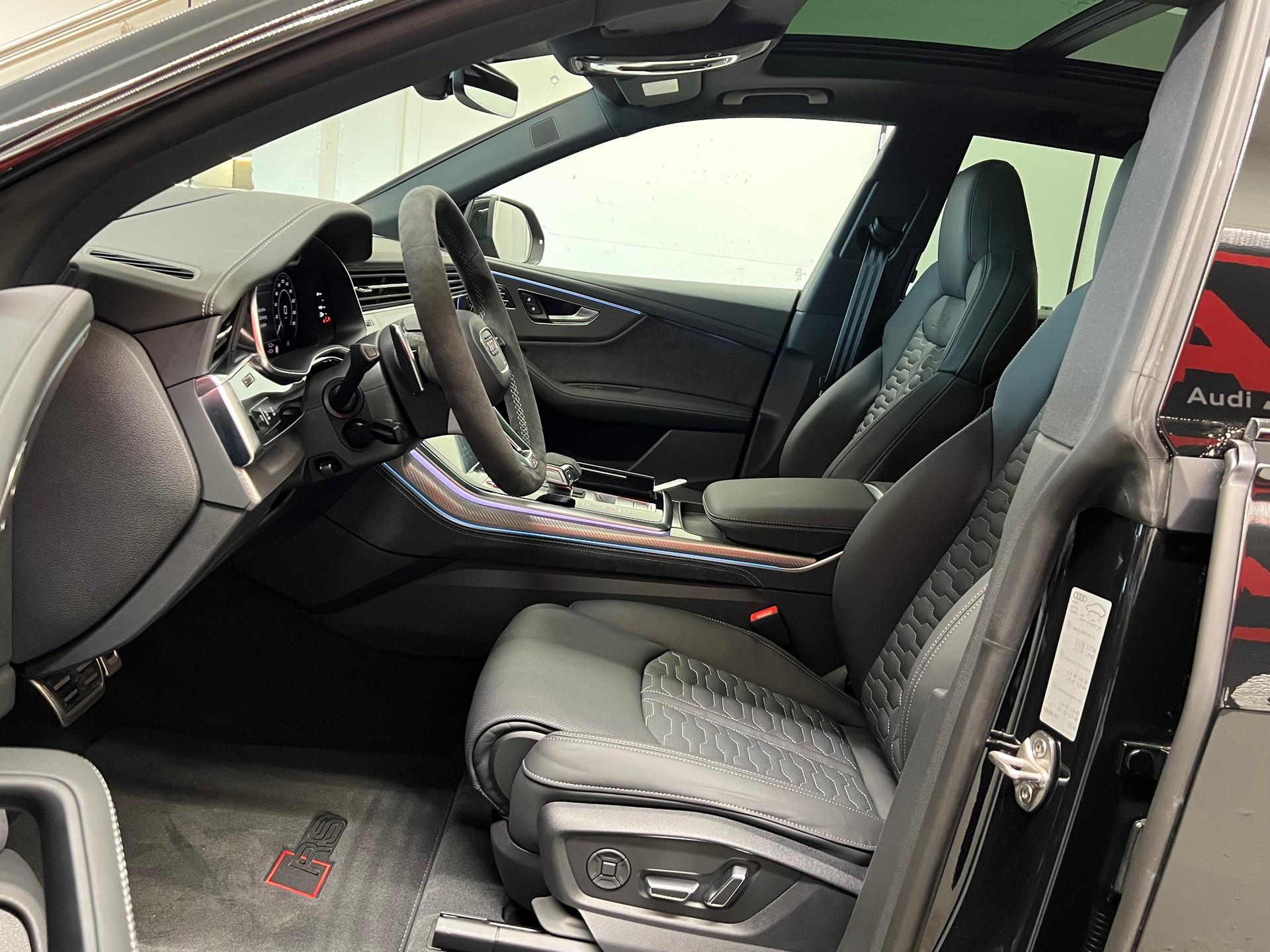 AUDI RSQ8 performance quattro-image-14