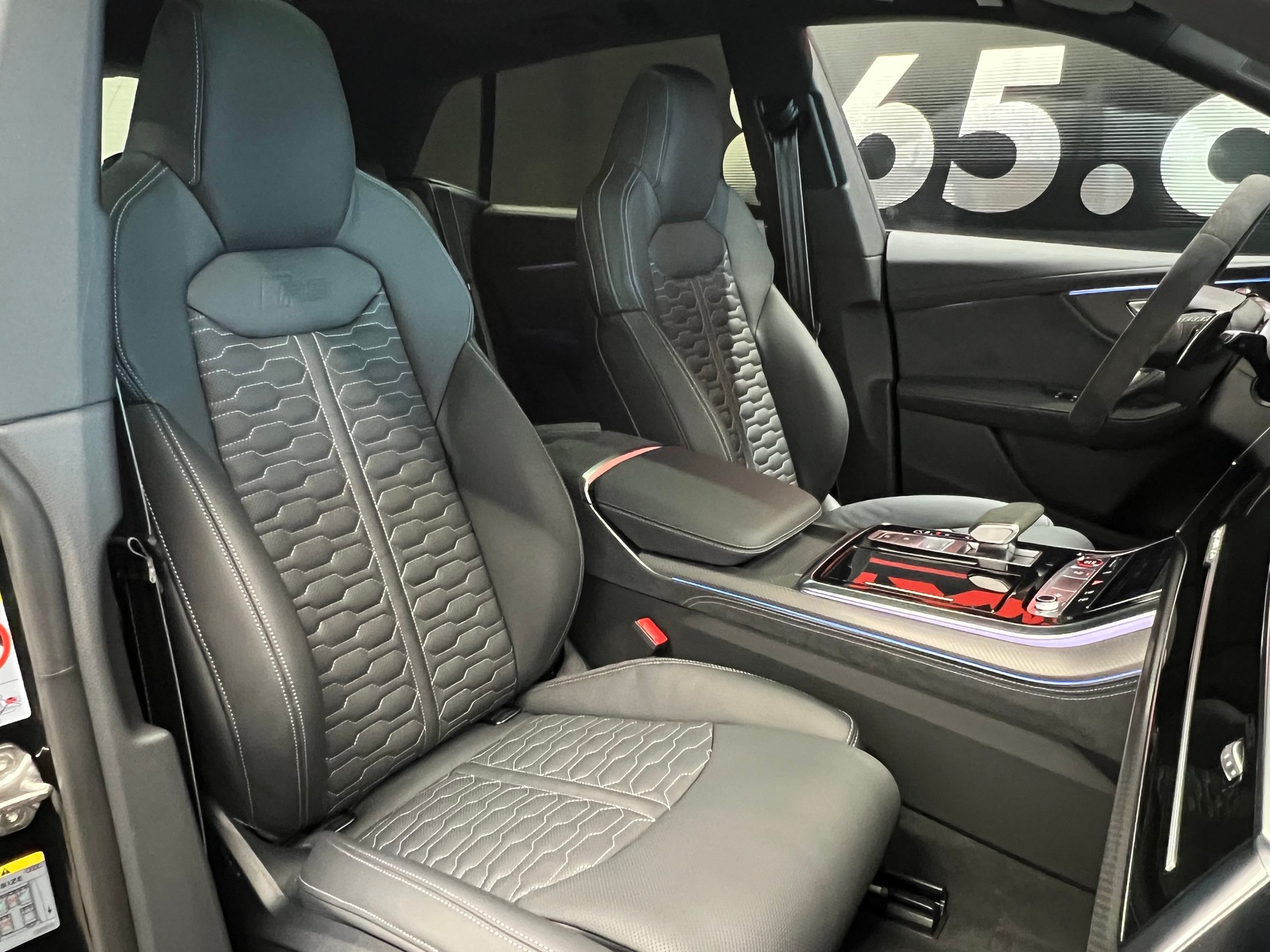 AUDI RSQ8 performance quattro-image-23