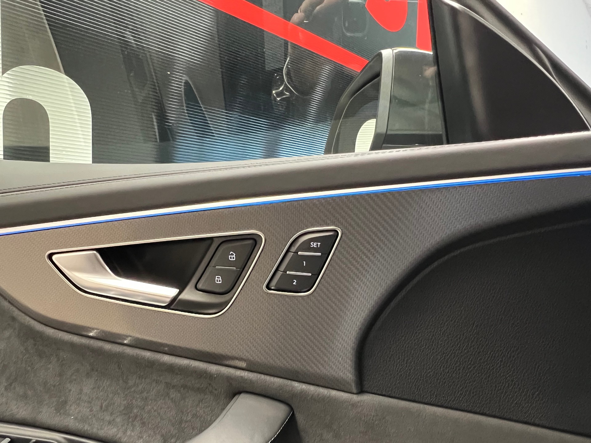 AUDI RSQ8 performance quattro-image-30