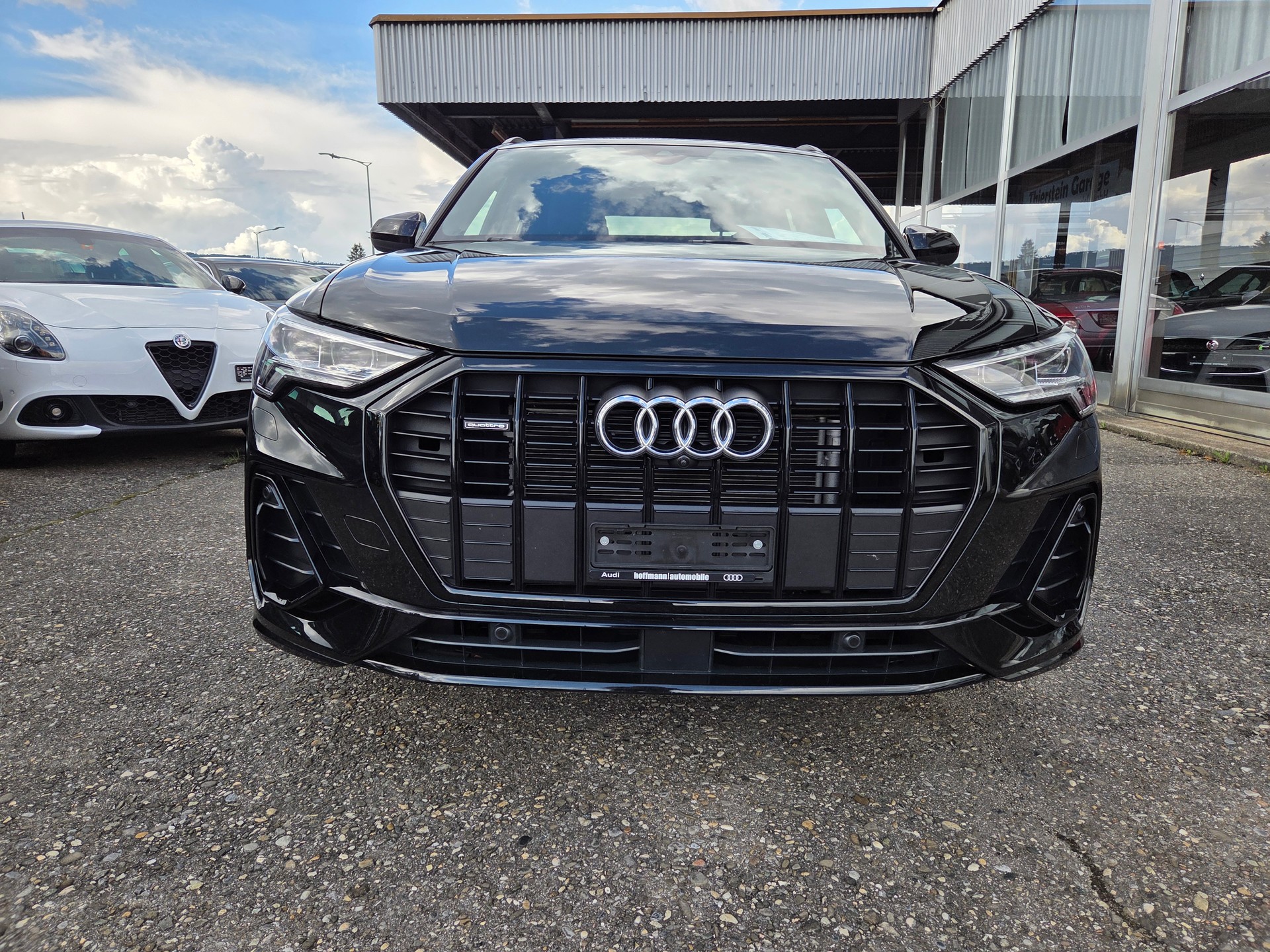 AUDI Q3 40 TFSI S line quattro S-tronic-showroom-element-2