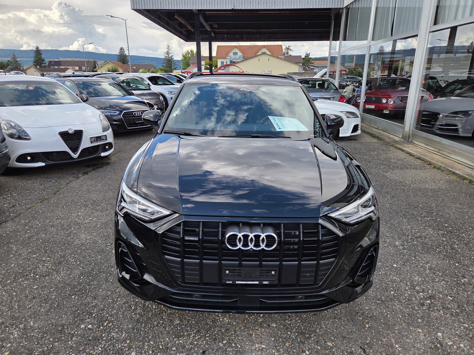 AUDI Q3 40 TFSI S line quattro S-tronic-showroom-element-3