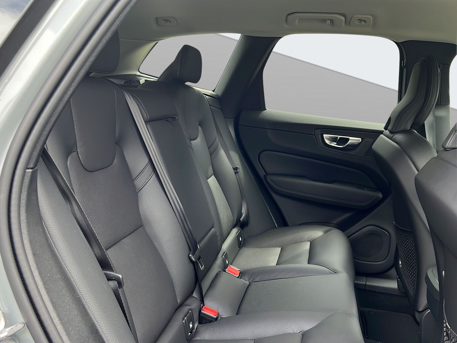 Image VOLVO XC60 XC60 2.0 B5 MH Plus Dark AWD