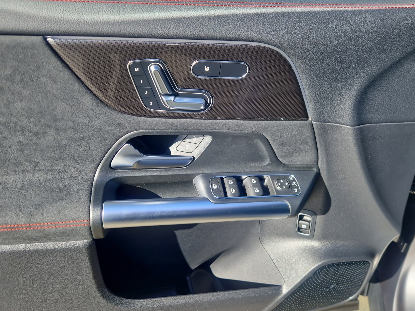 Image MERCEDES-BENZ GLA-220 GLA 220 4Matic 8G-DCT