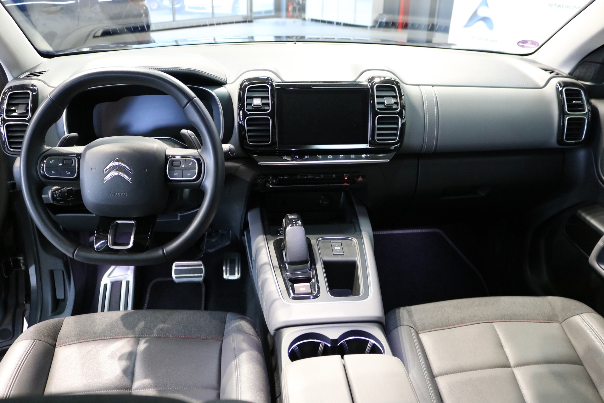 CITROEN C5 Aircross 1.6 PHEV Shine-showroom-element-1