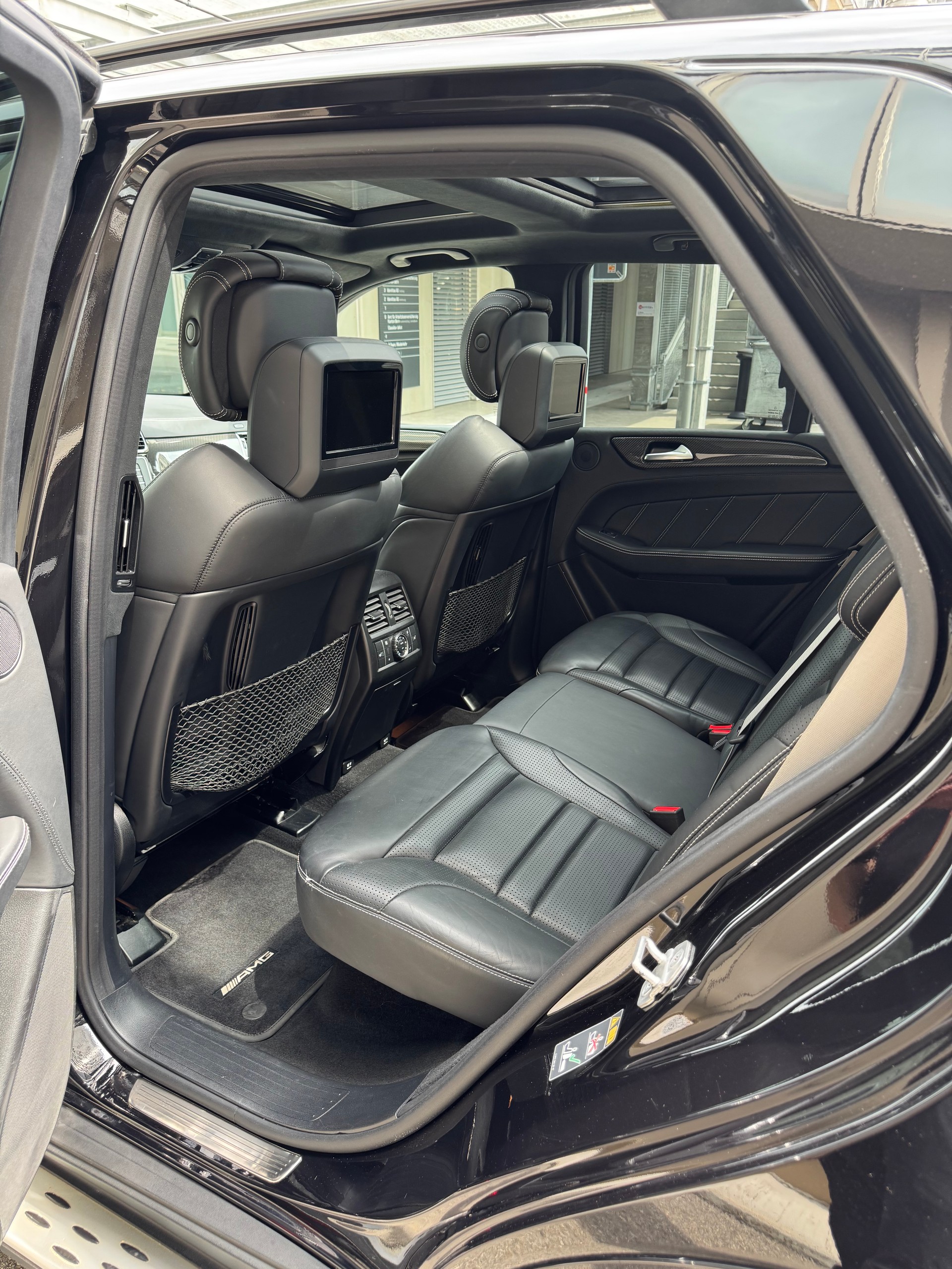 MERCEDES-BENZ GLE 63 S AMG 4Matic Speedshift Plus 7G-Tronic-image-12