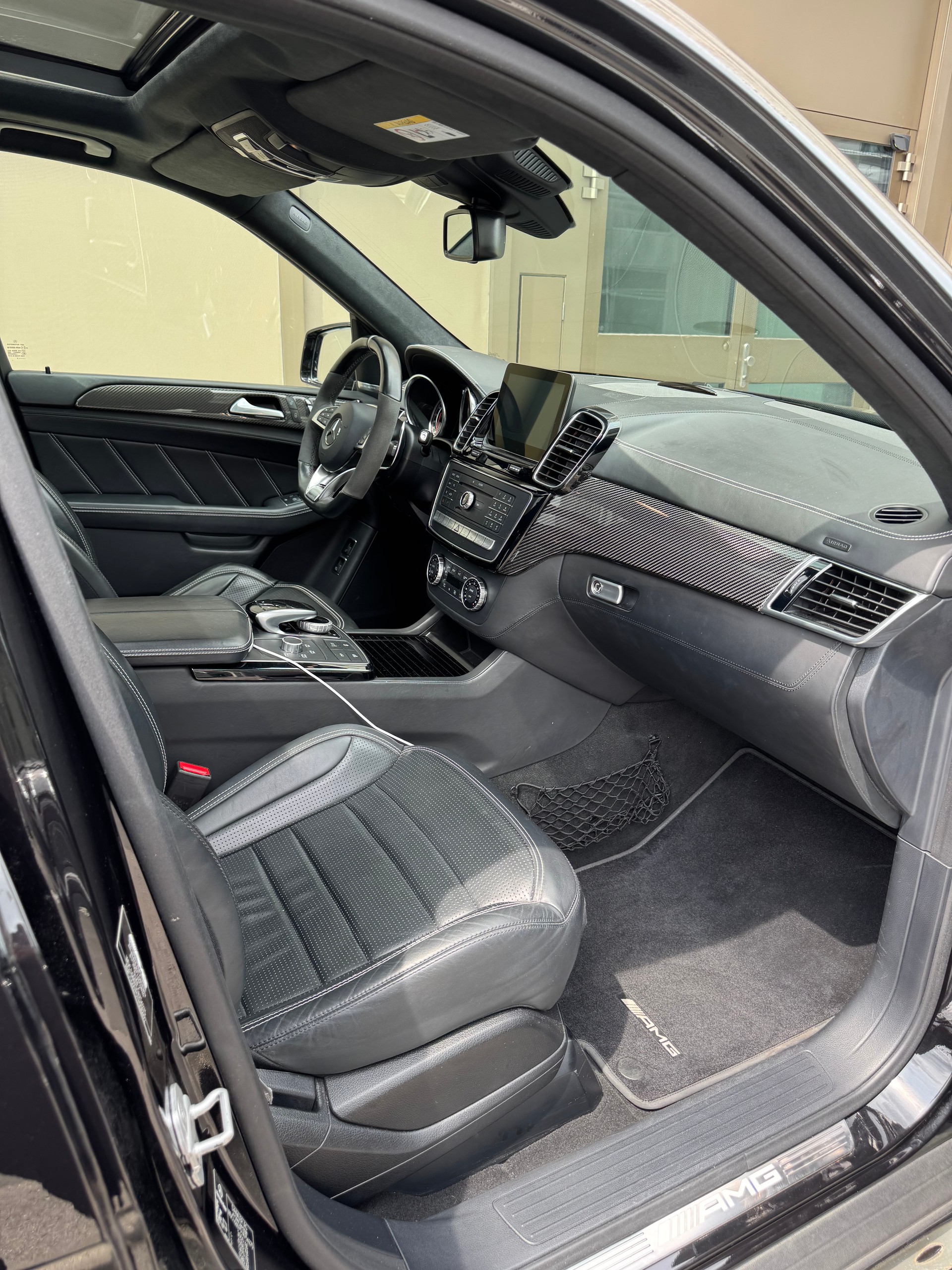 MERCEDES-BENZ GLE 63 S AMG 4Matic Speedshift Plus 7G-Tronic-image-18