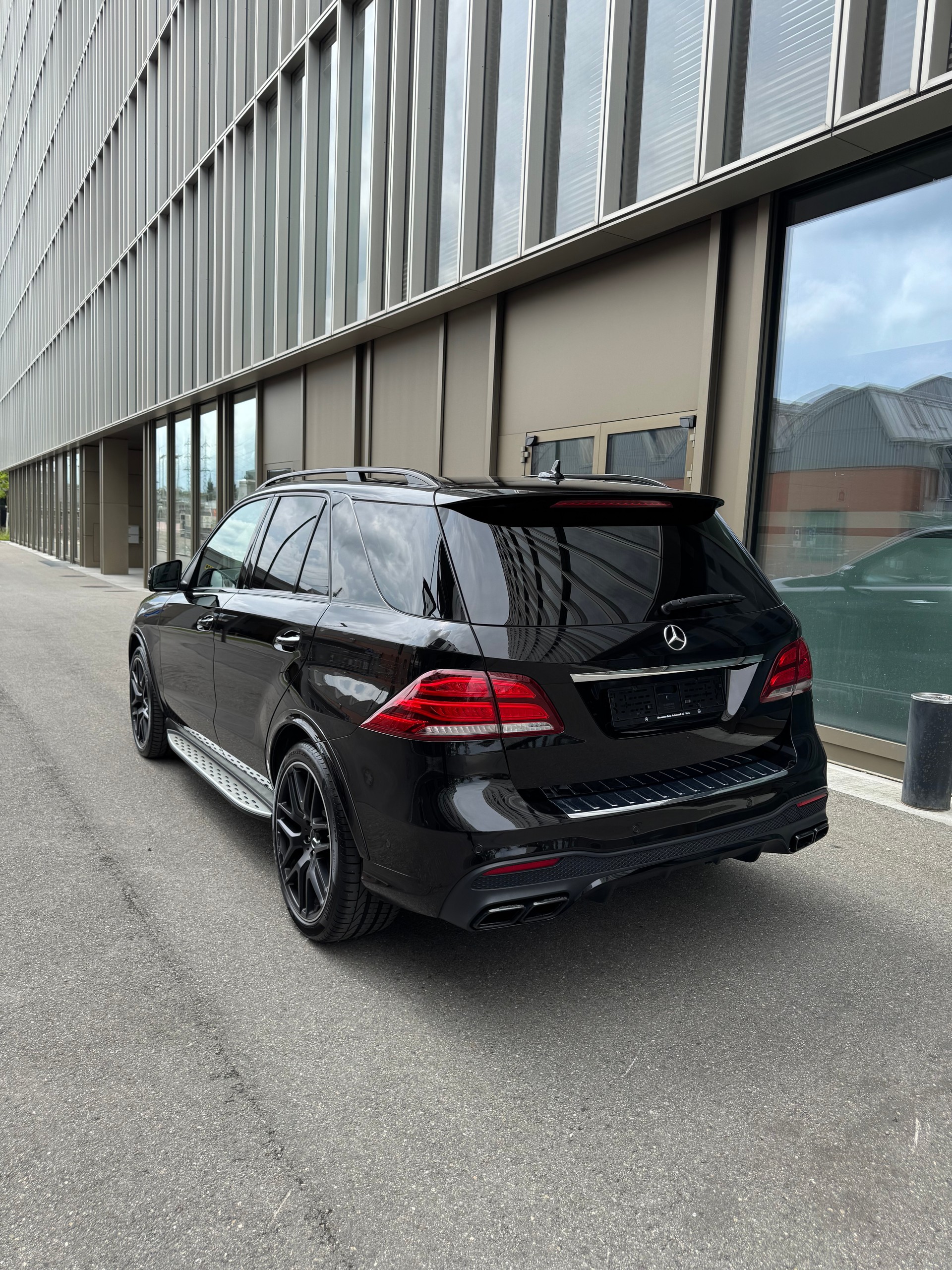 MERCEDES-BENZ GLE 63 S AMG 4Matic Speedshift Plus 7G-Tronic-image-9