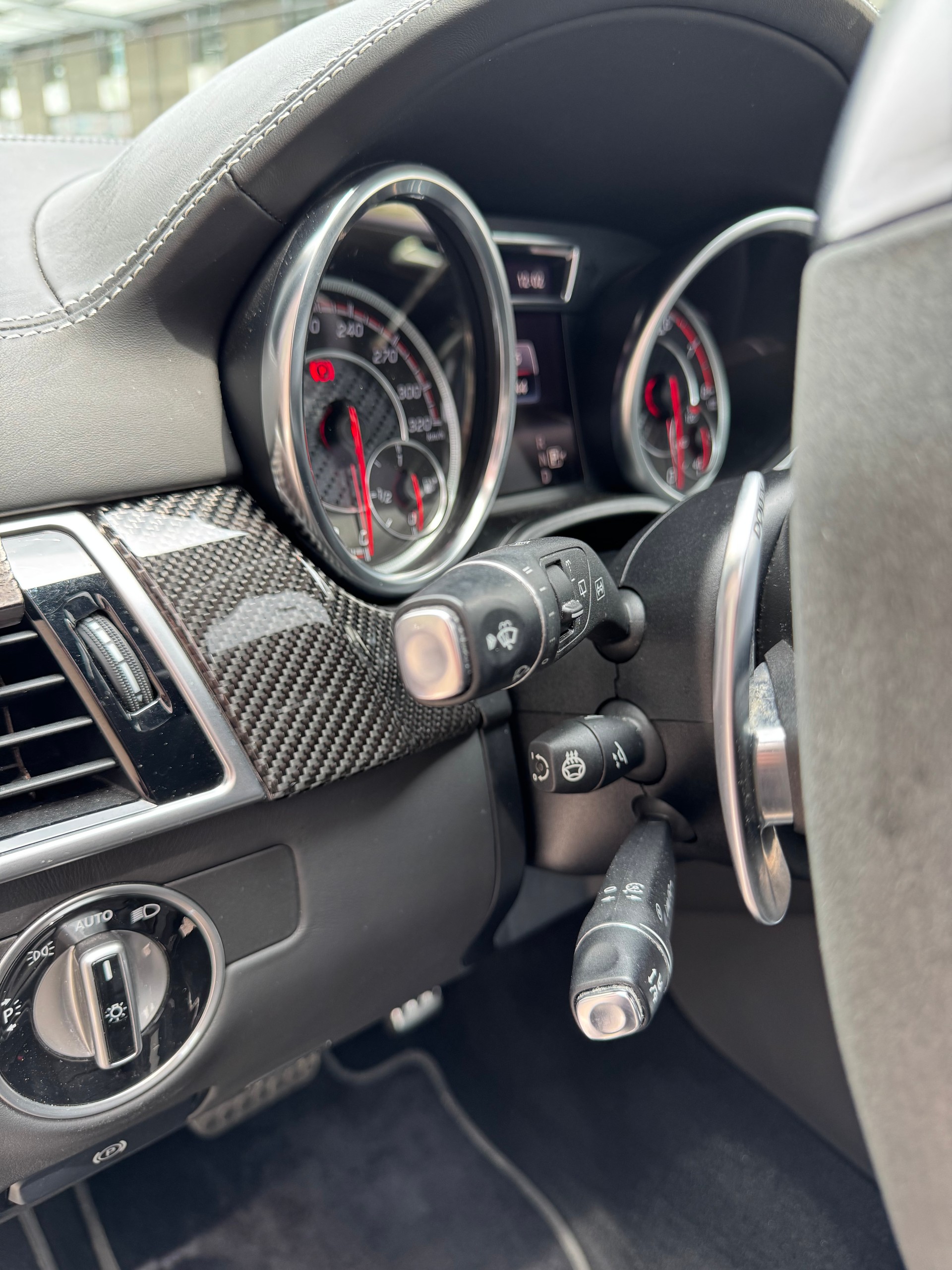 MERCEDES-BENZ GLE 63 S AMG 4Matic Speedshift Plus 7G-Tronic-image-13