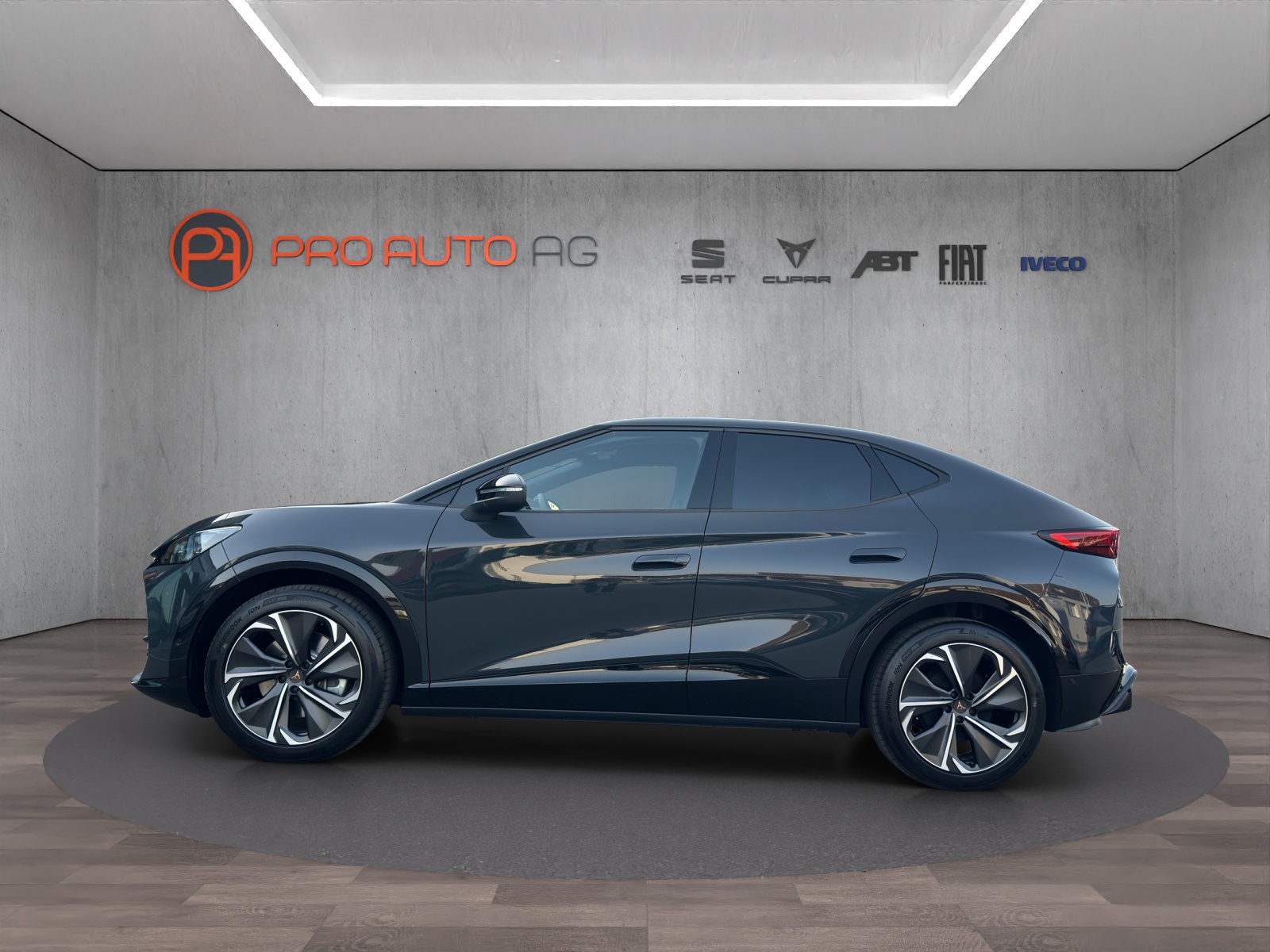 CUPRA Tavascan Type 8 77 kWh VZ-showroom-element-1