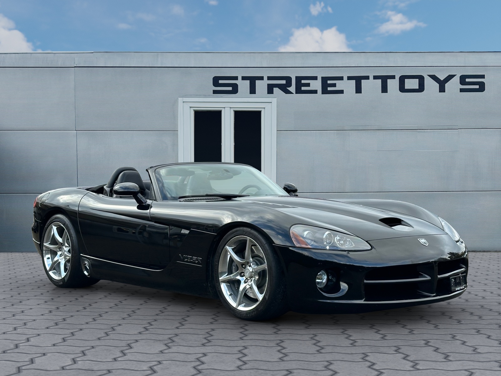 DODGE Viper SRT-10