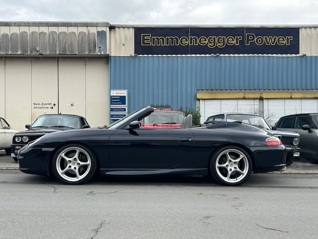 PORSCHE 911 Carrera Cabrio-showroom-element-2