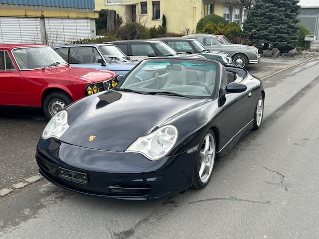 PORSCHE 911 Carrera Cabrio-showroom-element-1