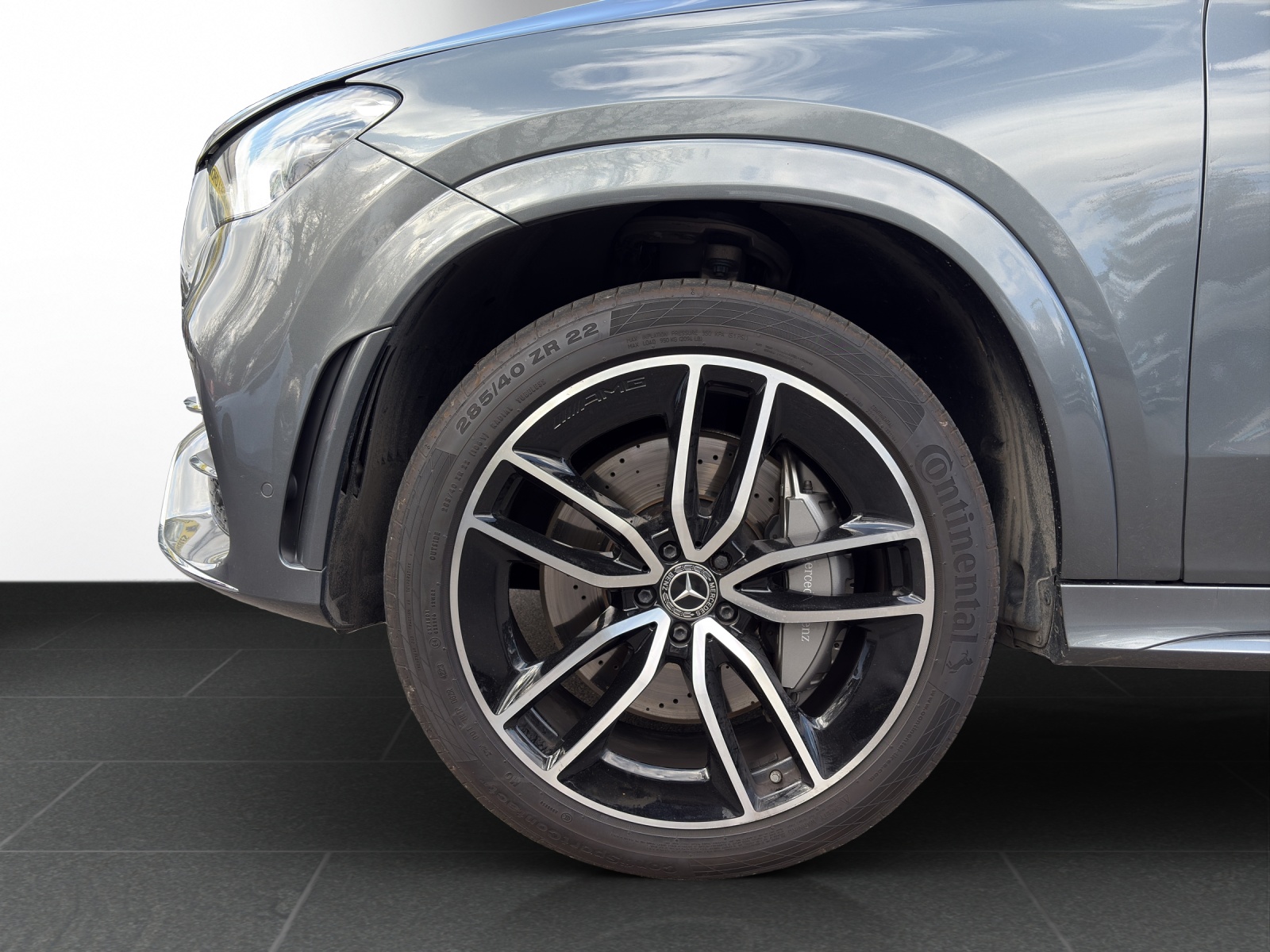 MERCEDES-BENZ GLE 400 d AMG Line 4Matic-showroom-element-3