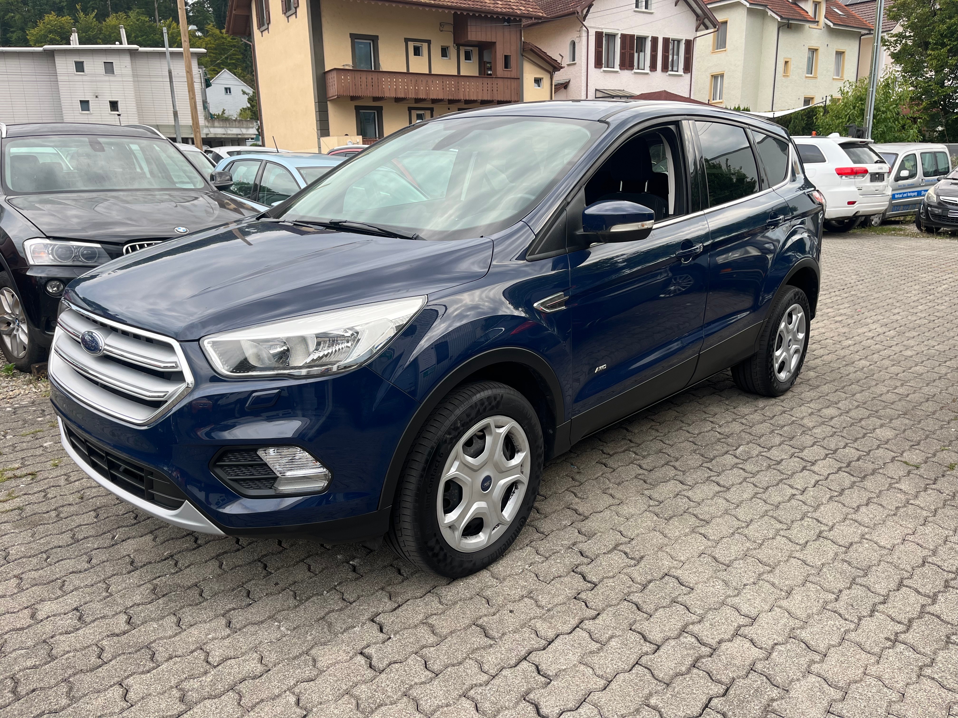 FORD Kuga 1.5 (SUV / Geländewagen) Ford FORD Kuga 1.5 (SUV / Geländewagen)
