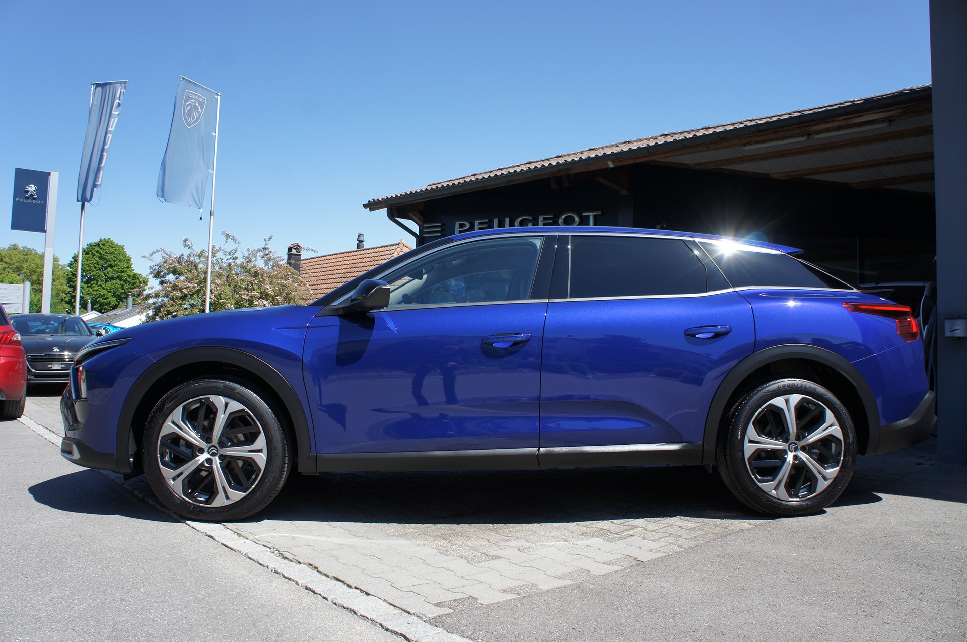 CITROEN C5 X 1.2i PureTech Swiss Edition EAT8-showroom-element-1