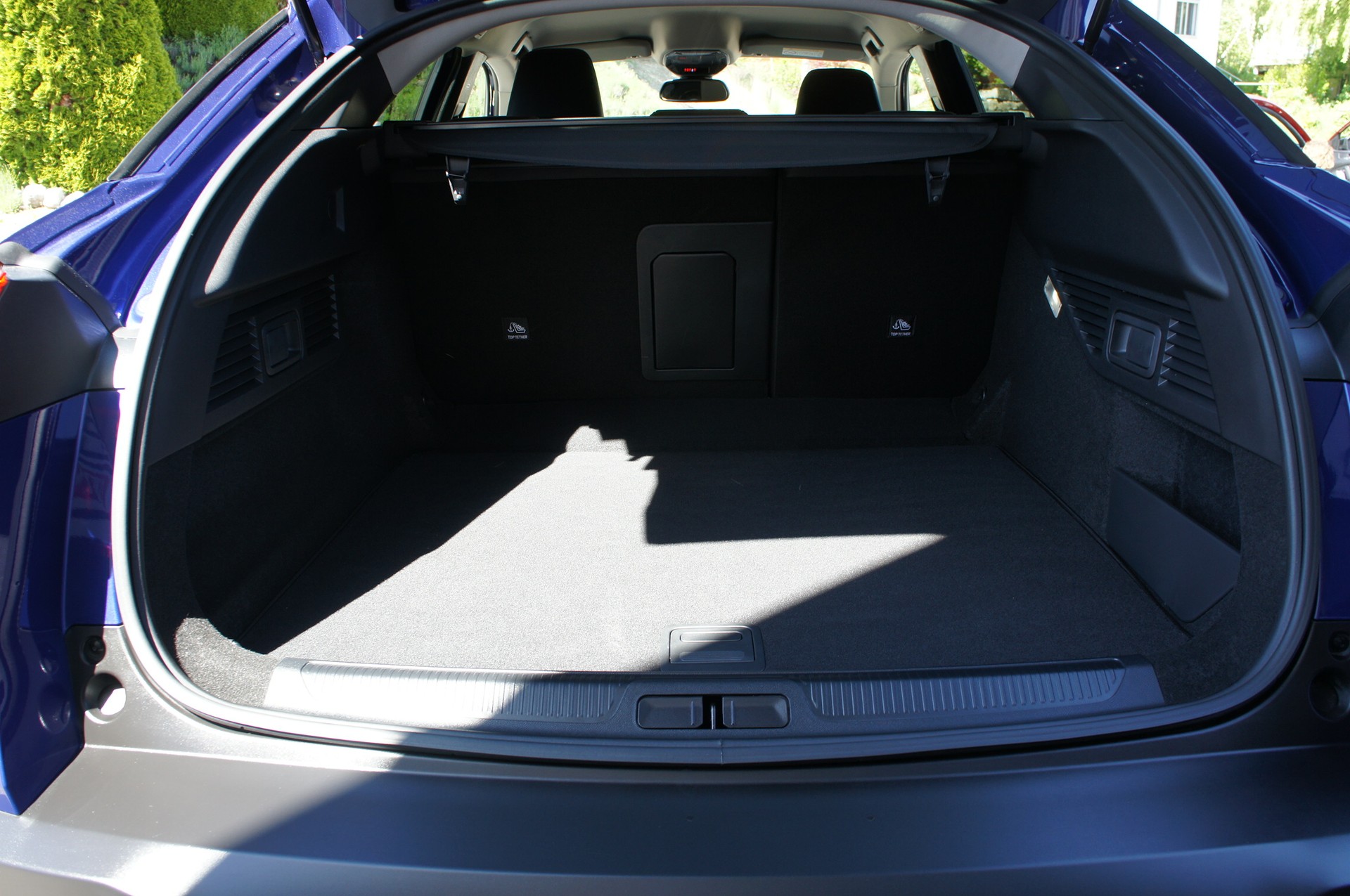 CITROEN C5 X 1.2i PureTech Swiss Edition EAT8-image-10