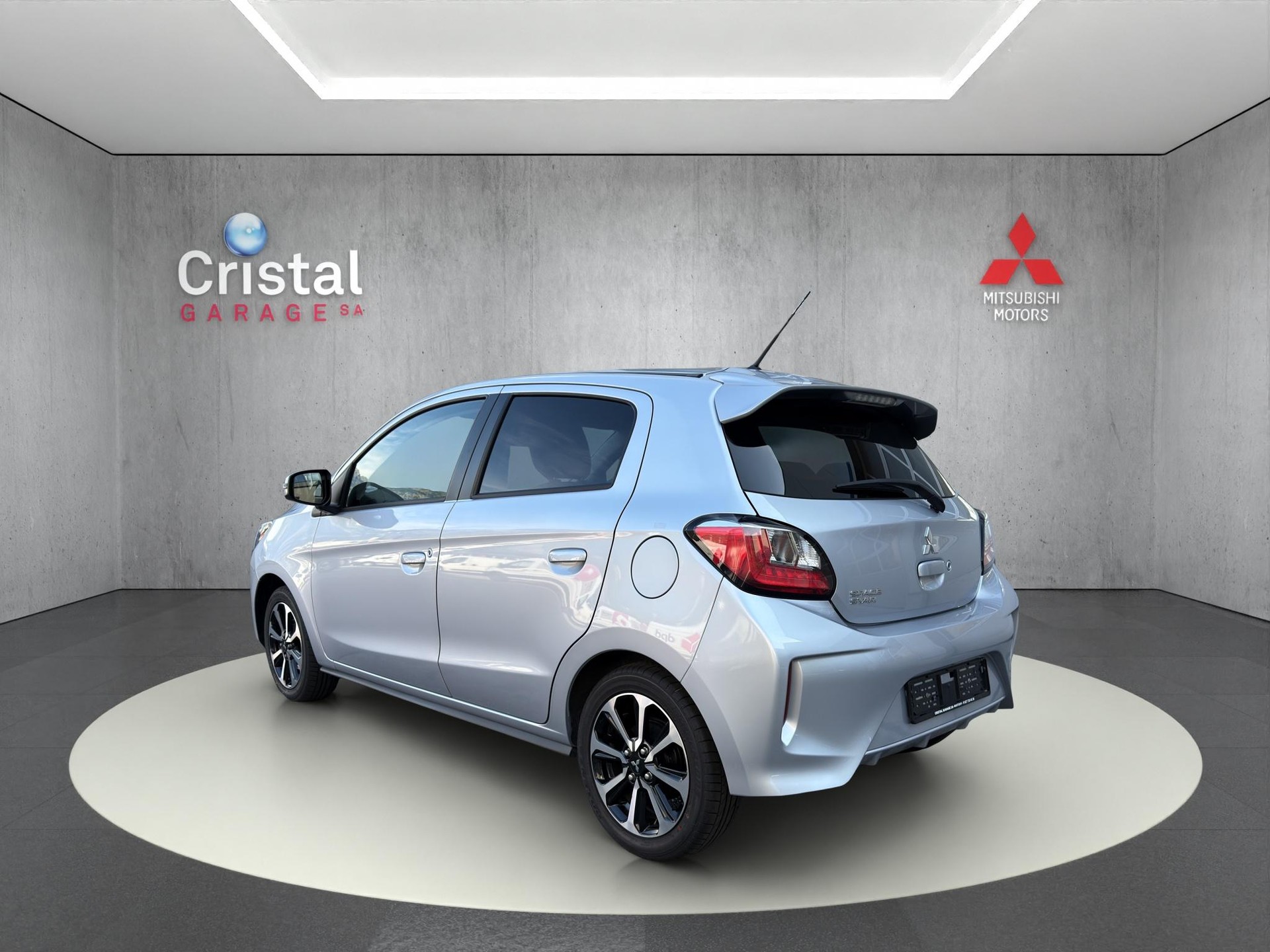 MITSUBISHI Space Star 1.2 MIVEC Intense+-showroom-element-3