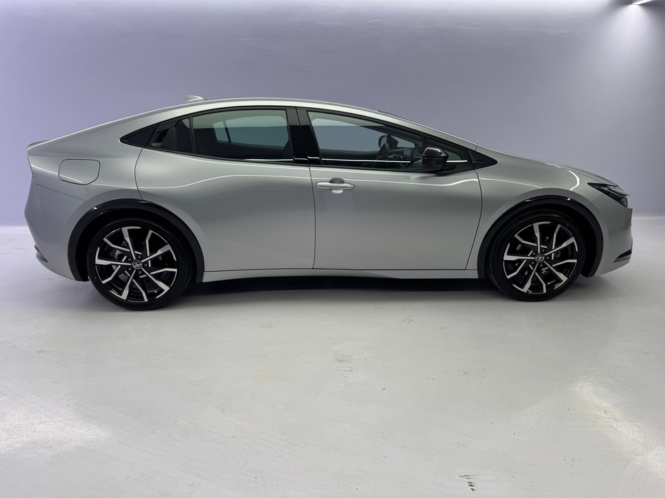 Prius 2.0 Plug-In-Hybrid Style