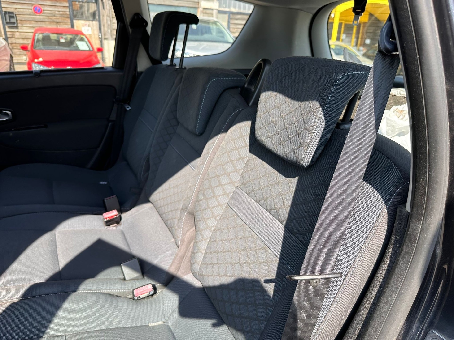 RENAULT Grand Scénic 1.5 dCi Expression-image-5