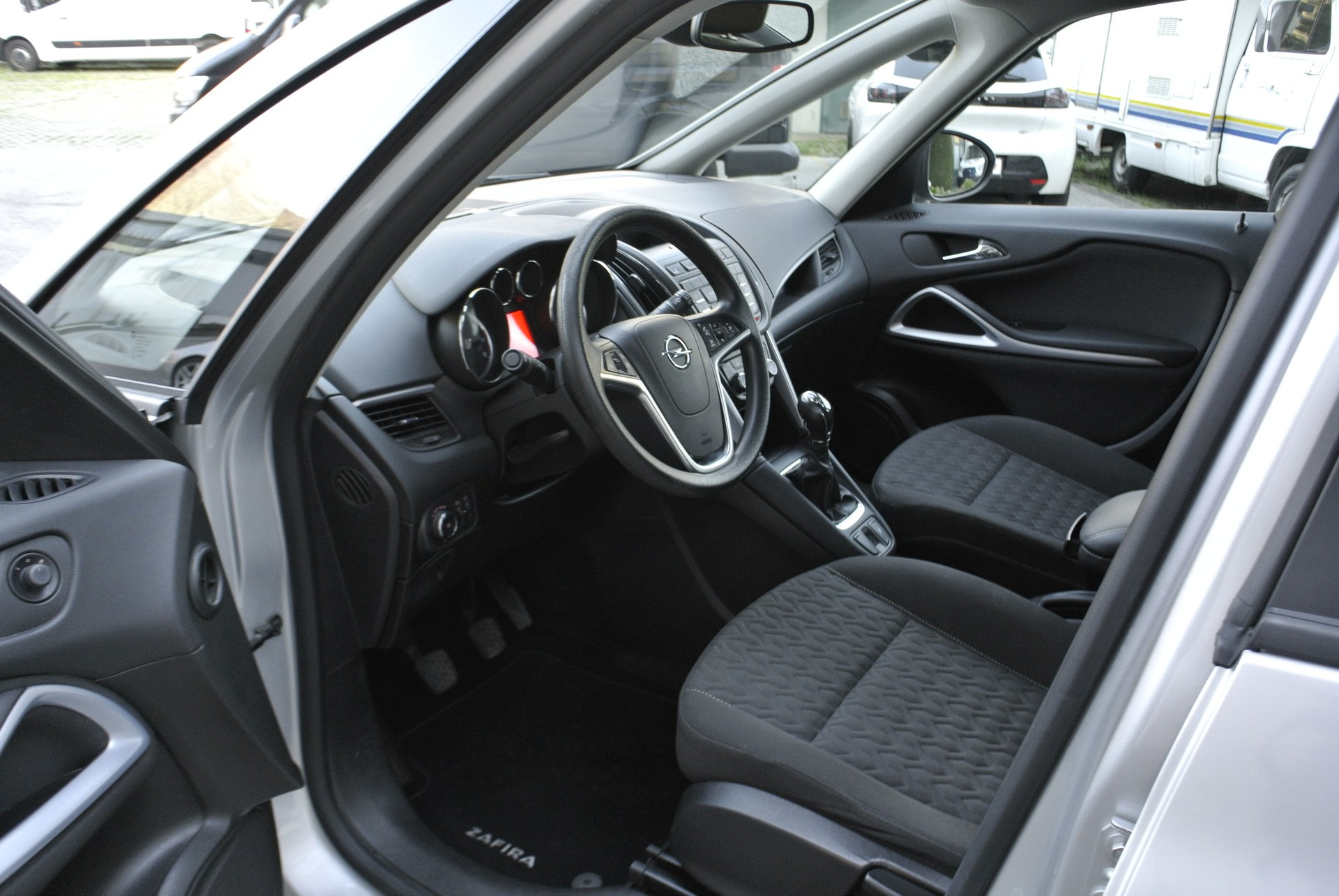 OPEL Zafira Tourer 1.6i 16V CNG Turbo Active Edition-image-10