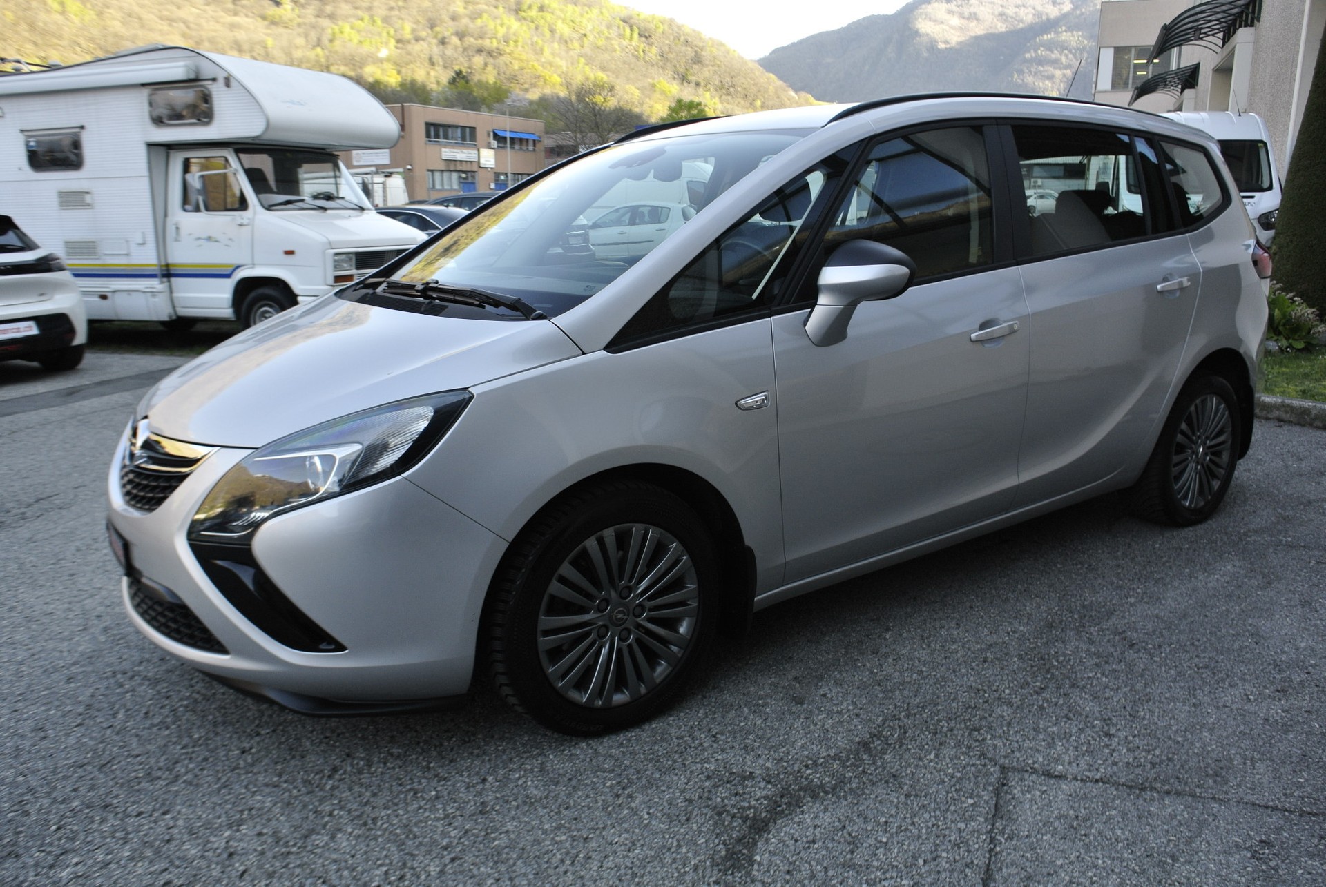 OPEL Zafira Tourer 1.6i 16V CNG Turbo Active Edition-showroom-element-1