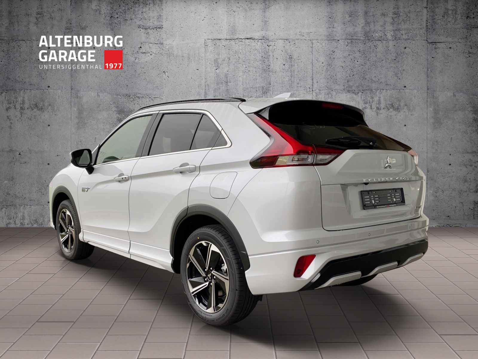 MITSUBISHI Eclipse Cross 2.4 PHEV Instyle 4WD-showroom-element-2