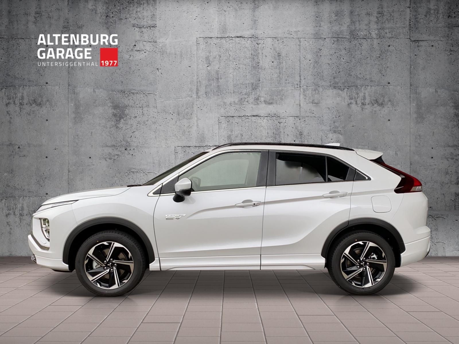 MITSUBISHI Eclipse Cross 2.4 PHEV Instyle 4WD-showroom-element-1