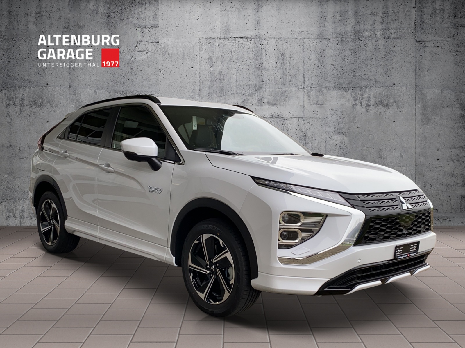 MITSUBISHI Eclipse Cross 2.4 PHEV Instyle 4WD-image-6