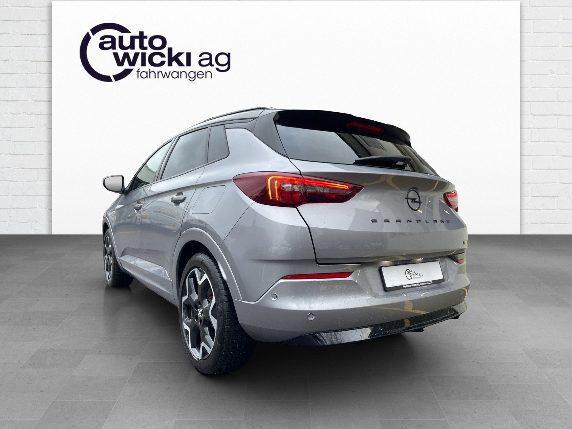 OPEL Grandland 1.6 Hybrid4 GSe Automatik-showroom-element-1